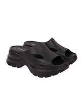 Black Soft Cushion Thick Sole Stylish Slip-On Sliders (TC-6865-BLK)