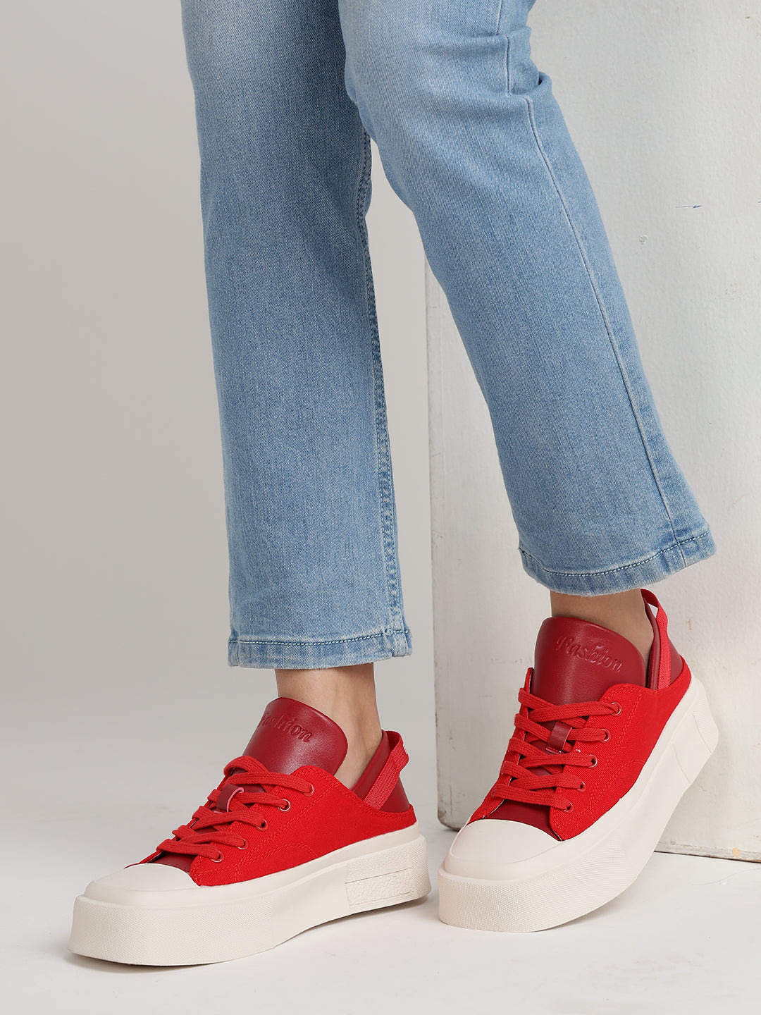 OVERSIZED SNEAKERS IN WHITE CALFSKIN NATRA GRAPHIC RED TRIM LACES