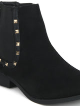 Black SU Stud Detailed Flat Ankle Length Boots