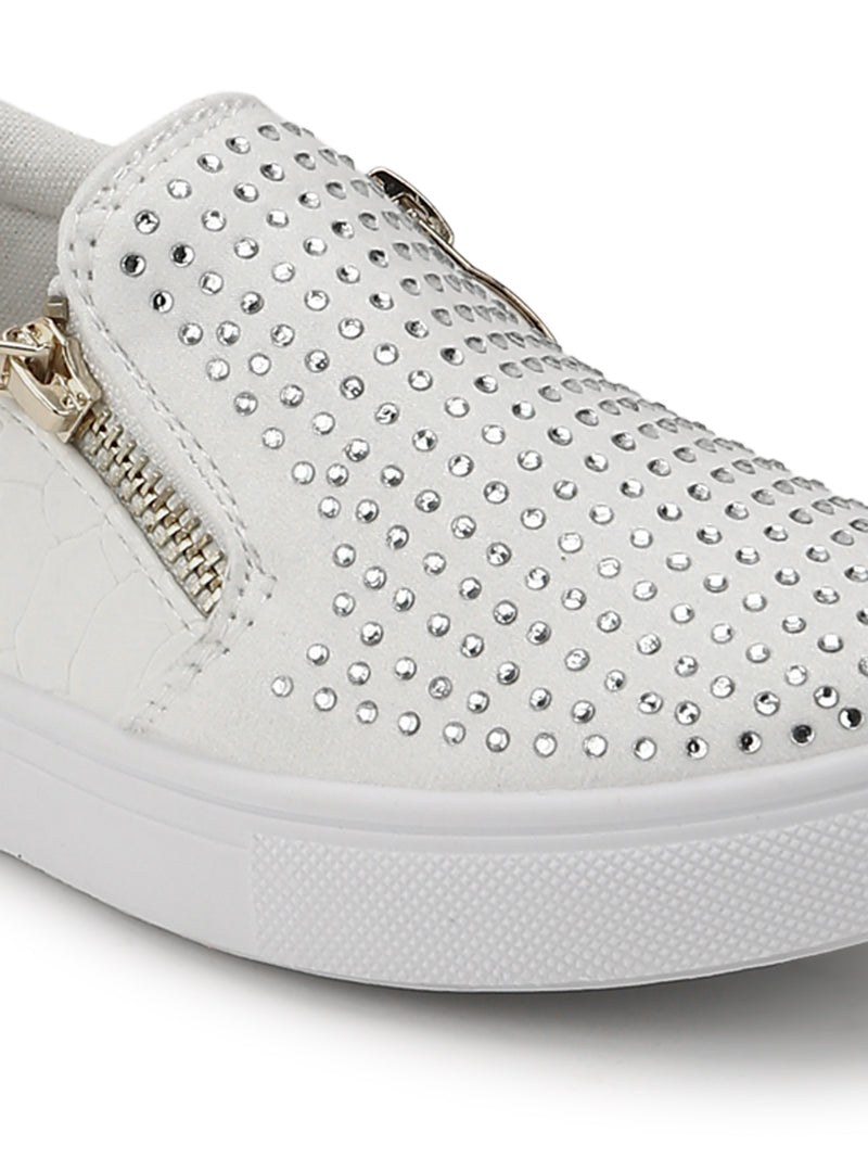 White PU Chained Slip-on Mini Sneakers