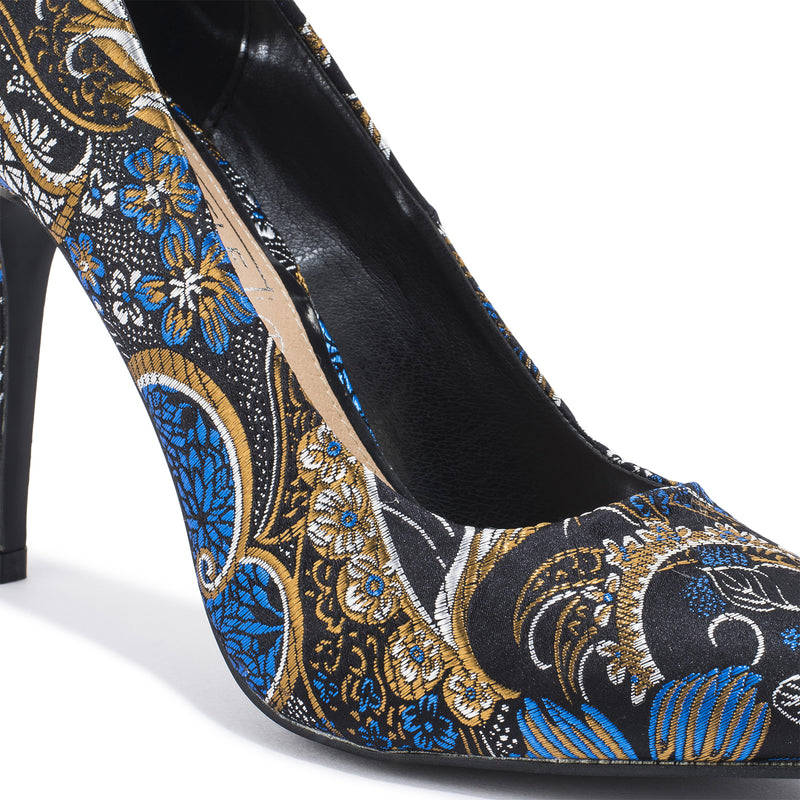 Black Brocade Print Pointed Court Shoes