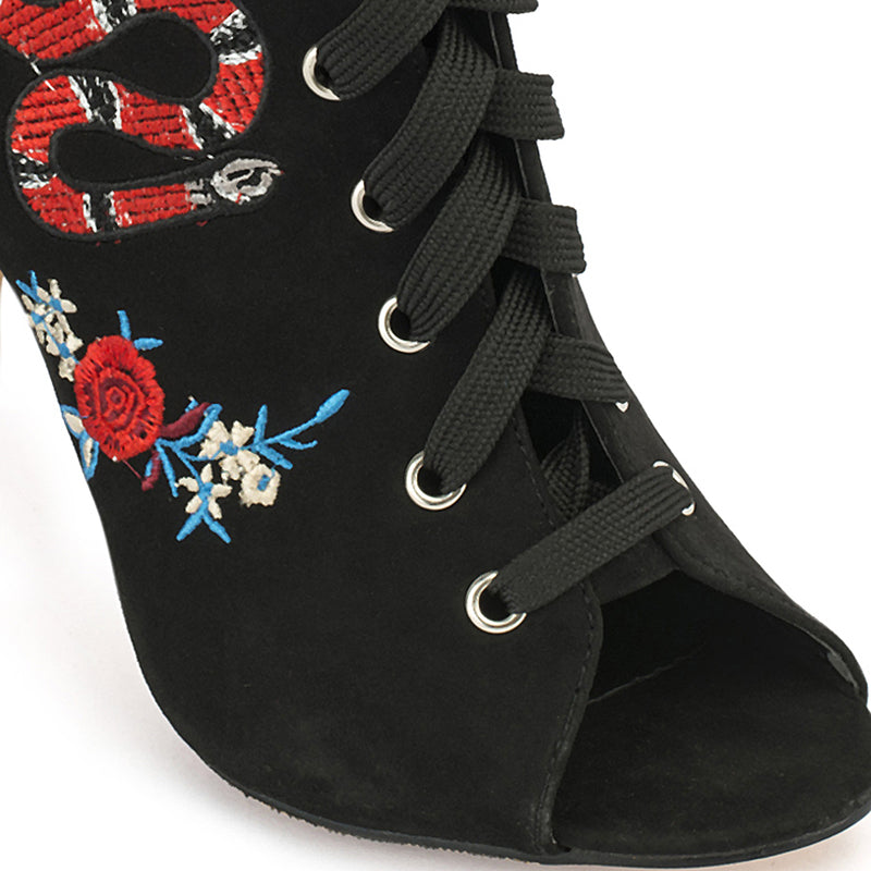 Black Lace Up Snake Embroidery Heels