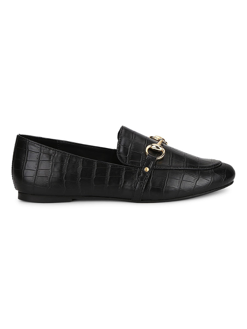 Black Croc PU Loafer Shoes With Gold Chain